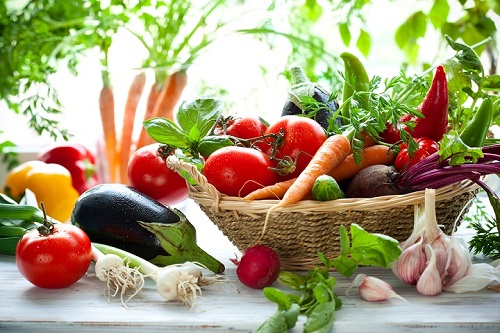 Viêm âm đạo nên ăn rau củ quả